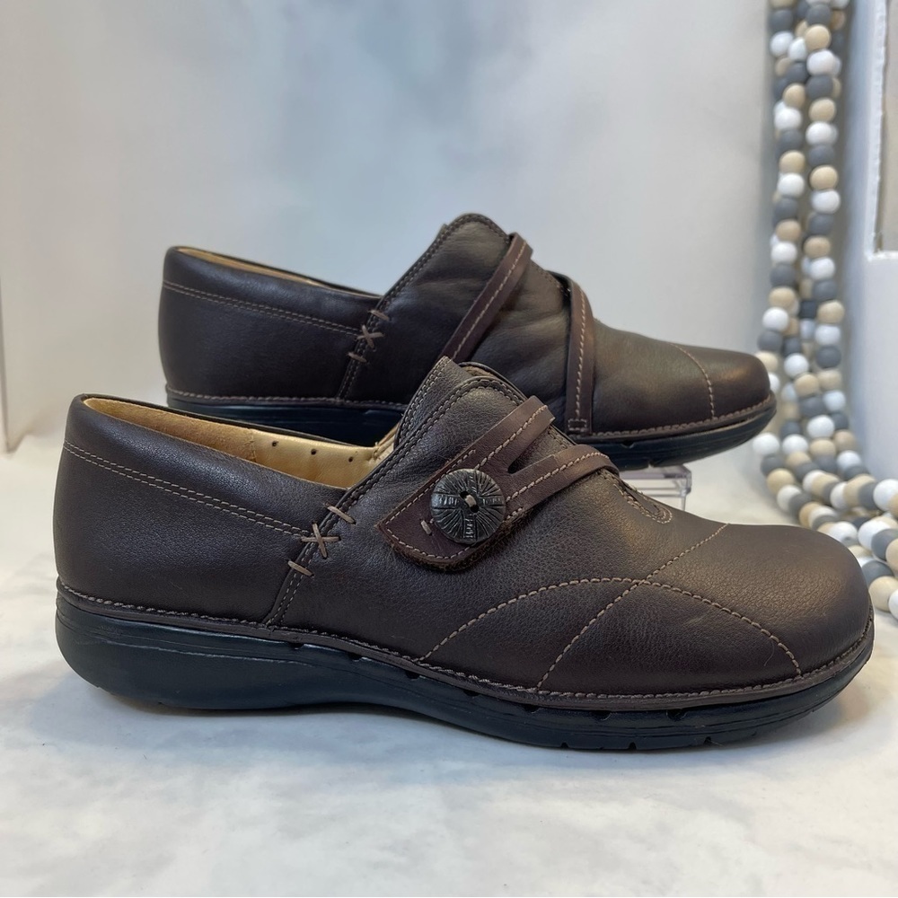 Clarks Unstructured Un.Esma Brown Leather Slip On Loafer Comfort Shoes 7W - Picture 7 of 9